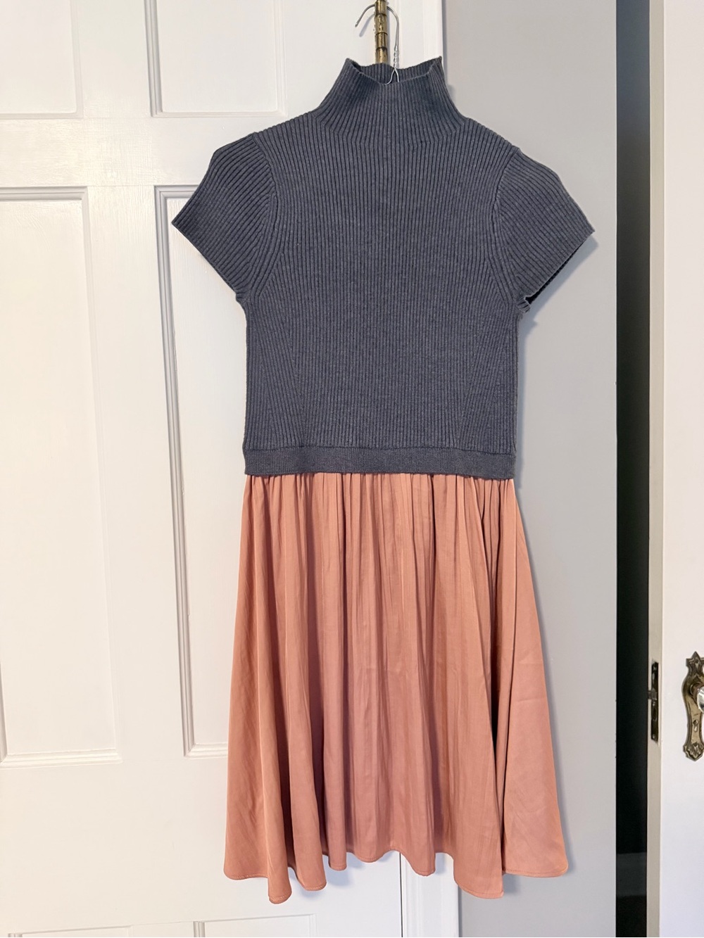 Anthropologie Charcoal Ribbed Knit Bodice with Dusty Rose Skirt